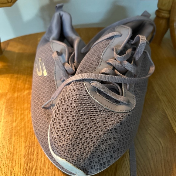 Skechers Women's Stylish Purple Lavender & White Athletic Shoes Sneakers size 10 - Picture 3 of 14